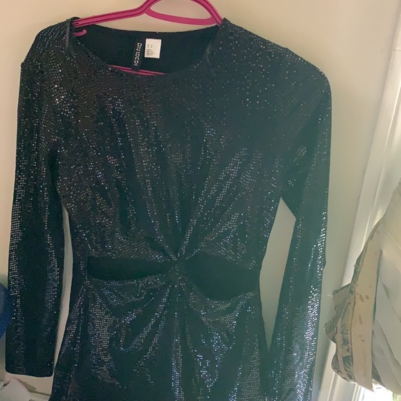 Sparkly dress - Picture 2 of 2